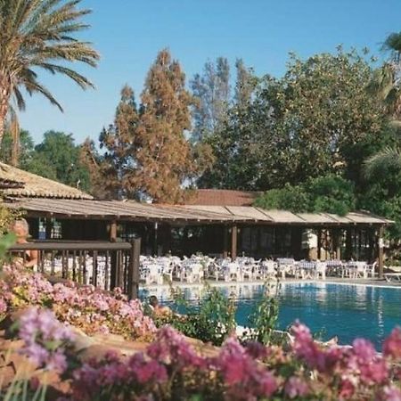 2 Bedroom Townhouse, Close To Paphos Harbour, Use Of Onsite Facilities 외부 사진