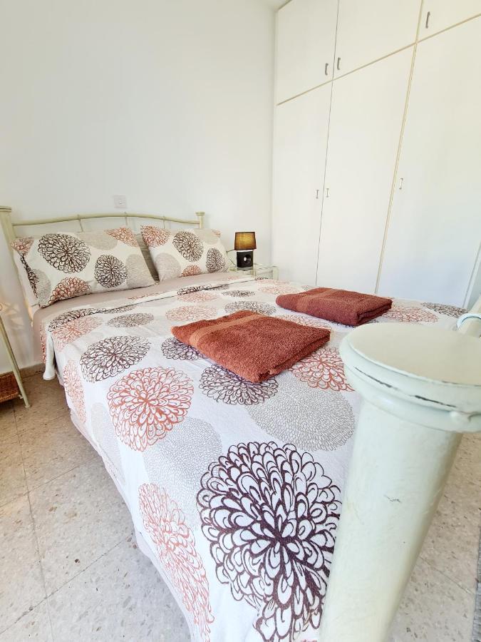 2 Bedroom Townhouse, Close To Paphos Harbour, Use Of Onsite Facilities 외부 사진