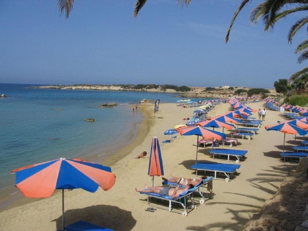 2 Bedroom Townhouse, Close To Paphos Harbour, Use Of Onsite Facilities 외부 사진